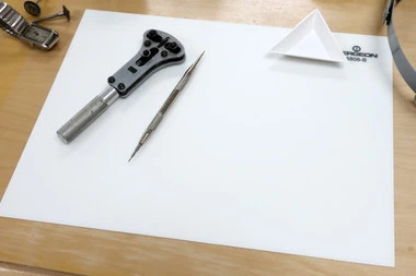 Bergeon BLACK 6808 Work Pad Bench Mat Plastic With Adhesive Backing 9.5 X 12.5 Inches - Image 3